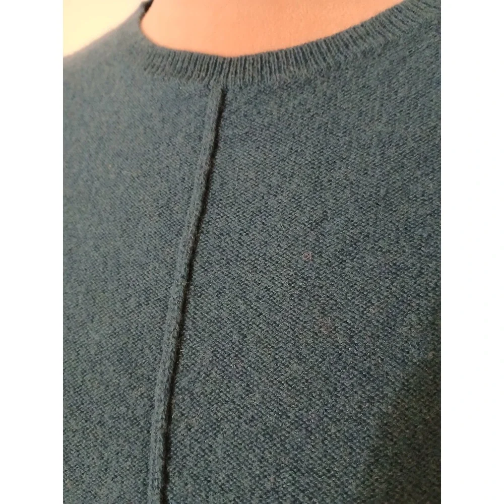 Olivia & Grace Cashmere Sweater Teal Blue Crew Neck Back Zip  Medium FLAWED